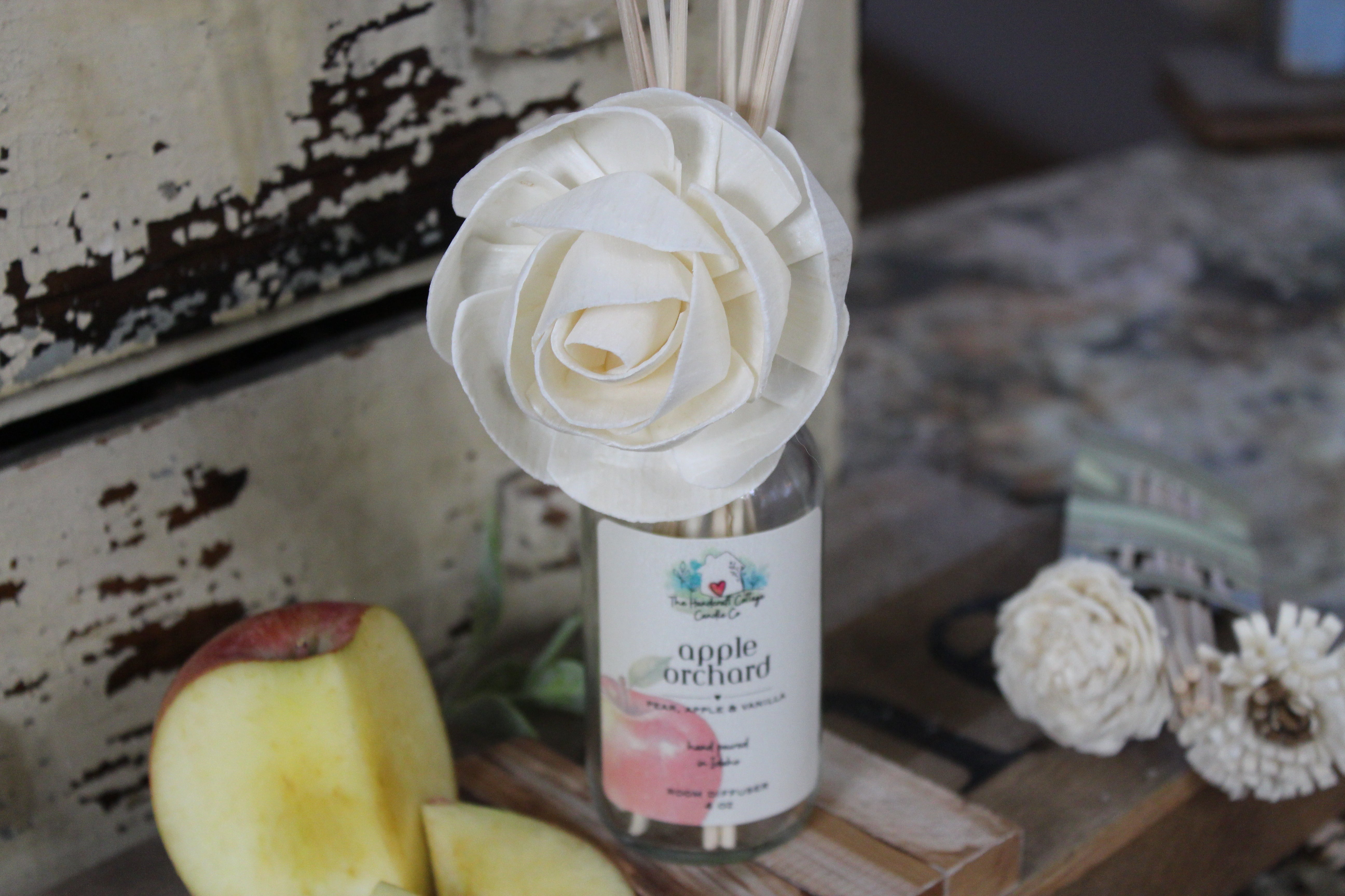 Handcraft Cottage Candles: Eco-Friendly Aromas & Gifts – The Handcraft ...